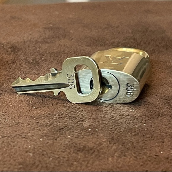 Louis Vuitton locks & keys - Picture 6 of 7